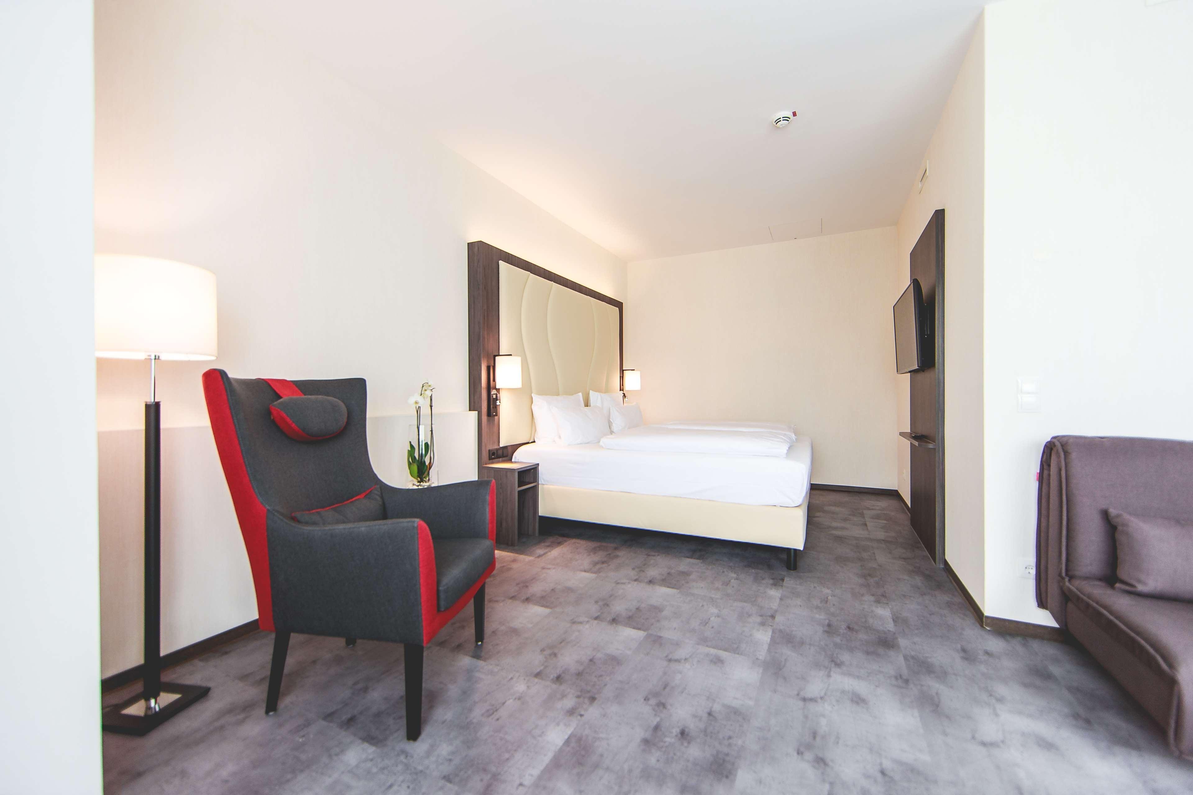Best Western Plaza Hotel MHG Esterno foto